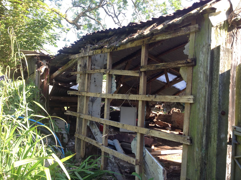 The barn's structure...